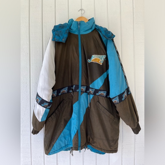 Vintage Pro Player Banned Logo Jacksonville Jaguars Puffer Jacket